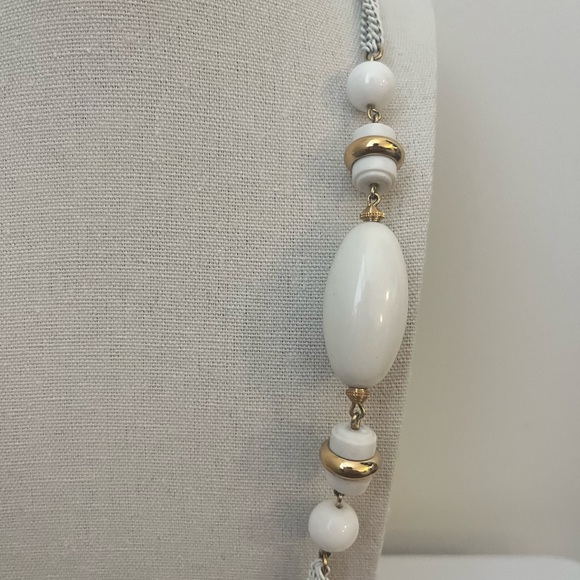 ✨ Vintage Monet Statement Necklace - Picture 2 of 7